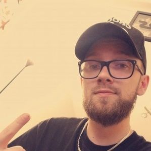 Meet your Posher, Dean